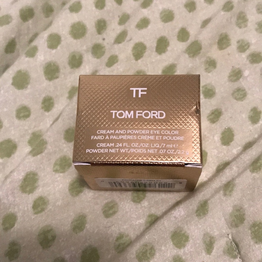 TOM FORD eyeshadow / reflection